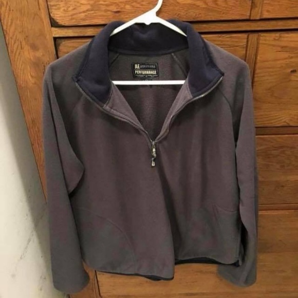 American Eagle Size Large Pullover Fleece - Picture 1 of 1